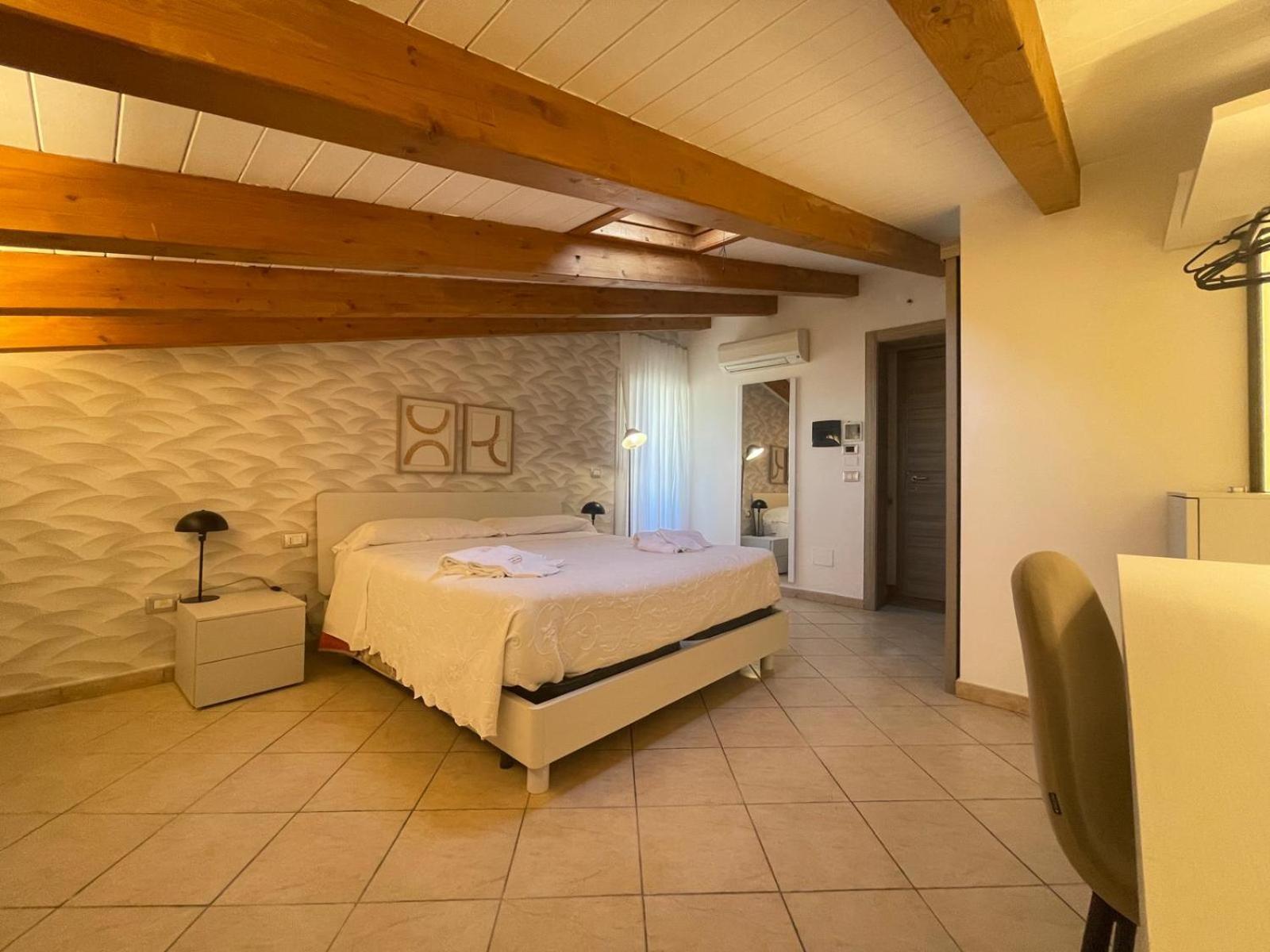 Albergo Perseo Portopalo Di Capo Passero Kültér fotó