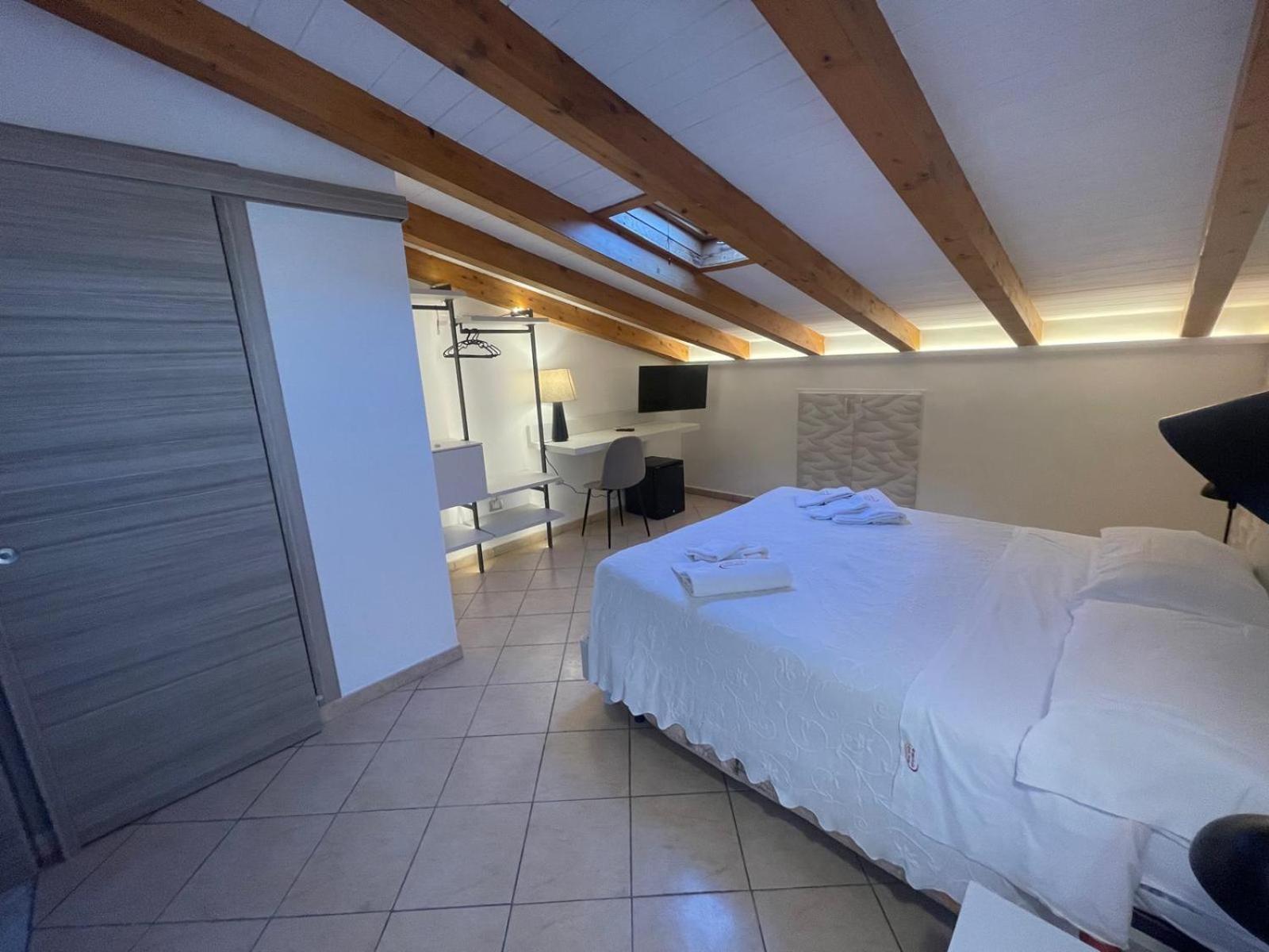 Albergo Perseo Portopalo Di Capo Passero Kültér fotó