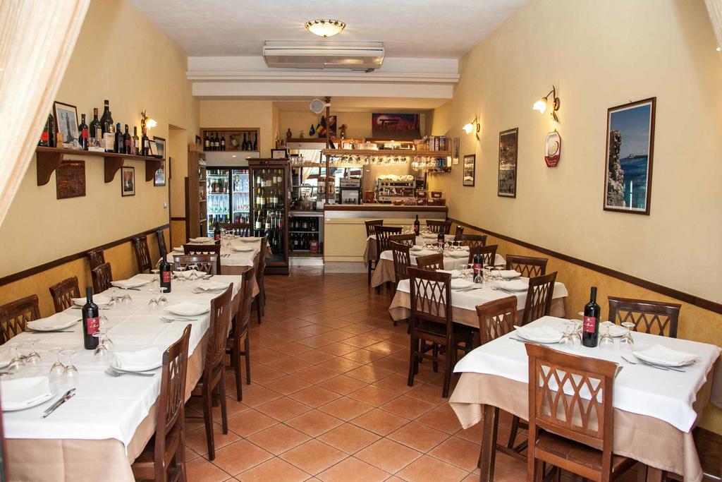 Albergo Perseo Portopalo Di Capo Passero Kültér fotó